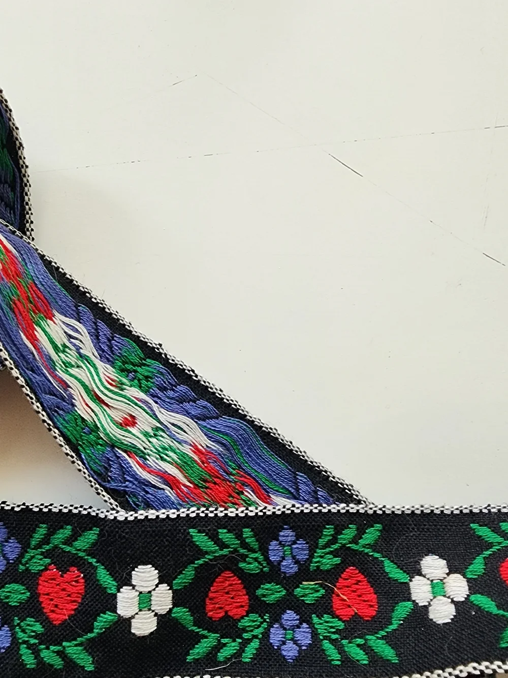 Vtg European Folk Woven Floral Trim Ribbon Black Red Heart Jacquard 1.7yd x 1.5